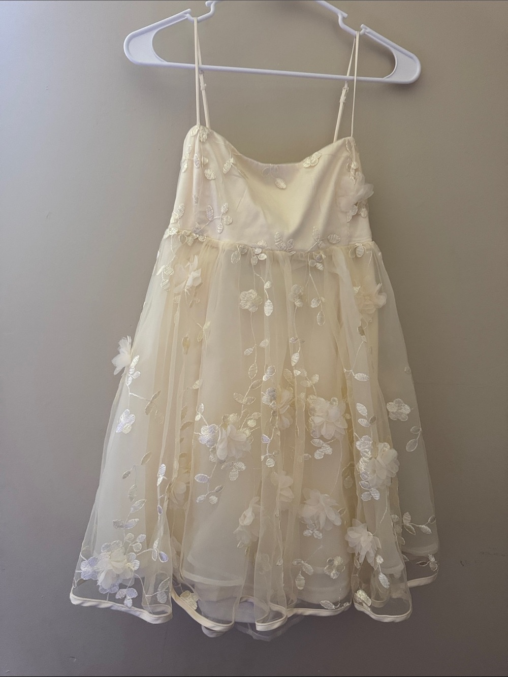 The Vintage Shop light yellow Floral Appliqué Formal Dress